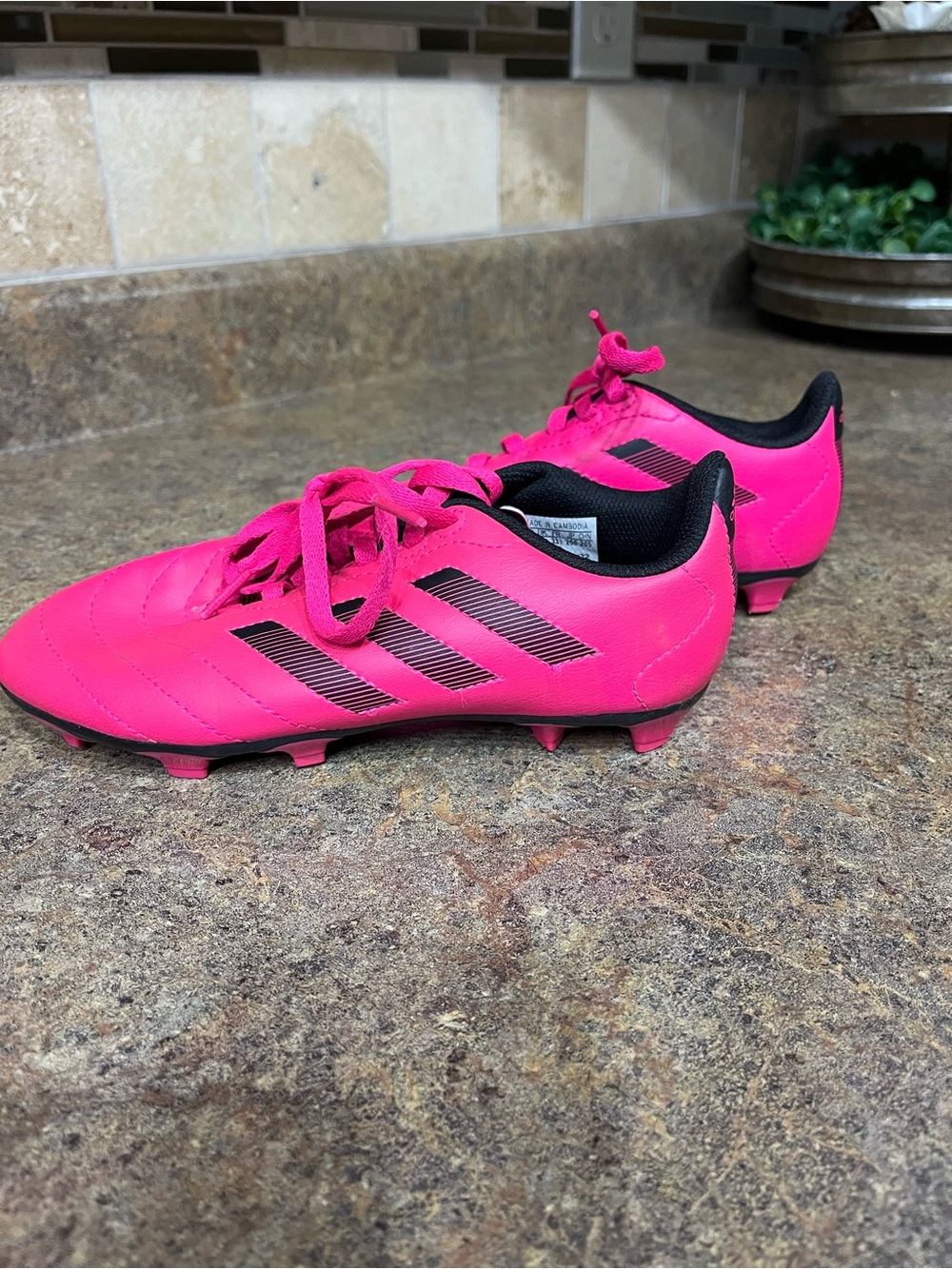 Adidas Goletto VIII FG Kids Soccer Cleats Size 2 Pink Black GW6163 girls